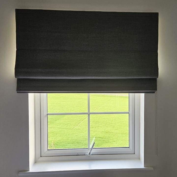 roman2-1920w-pdwymievusuog3o2v1id3een95tjoegtcazyfkisdc (1)