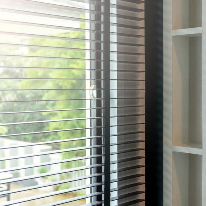 window treatment specialist